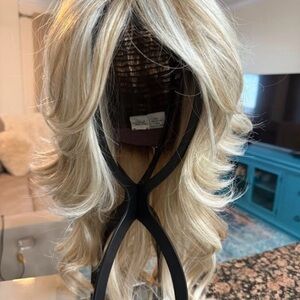 Raquel Welch - Stroke of Genius - Size Large